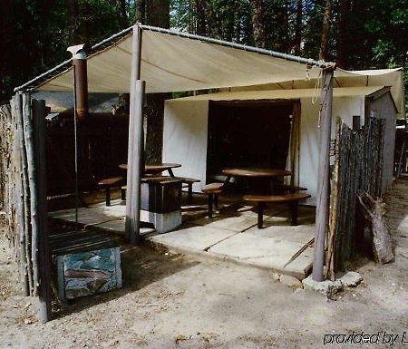 Housekeeping Camp Curry Village Nhà hàng bức ảnh