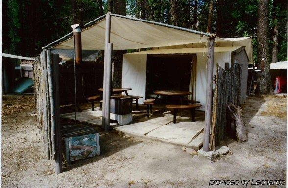 Housekeeping Camp Curry Village Nhà hàng bức ảnh